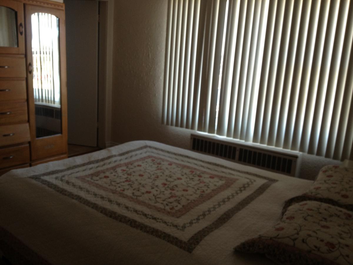 The Silverado Inn Dawson Creek Extérieur photo