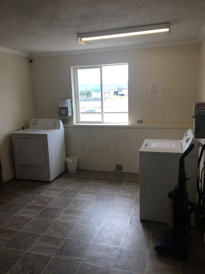 The Silverado Inn Dawson Creek Extérieur photo